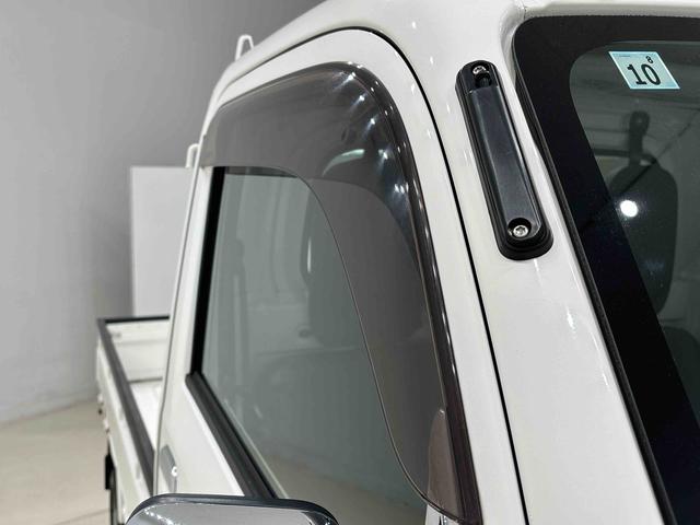 ハイゼットトラックスタンダード マニュアルレベリング機能付ハロゲンヘッドランプハロゲンフォグランプ AM・FMラジオ マニュアルエアコン ガードフレーム スペアタイヤ バッテリーカバー パートタイム4WD マルチユーティリティーフック ドリンクホルダー(広島県)の中古車