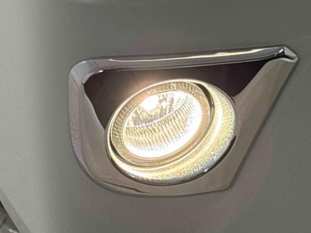 ハイゼットトラックスタンダード マニュアルレベリング機能付ハロゲンヘッドランプハロゲンフォグランプ AM・FMラジオ マニュアルエアコン ガードフレーム スペアタイヤ バッテリーカバー パートタイム4WD マルチユーティリティーフック ドリンクホルダー(広島県)の中古車