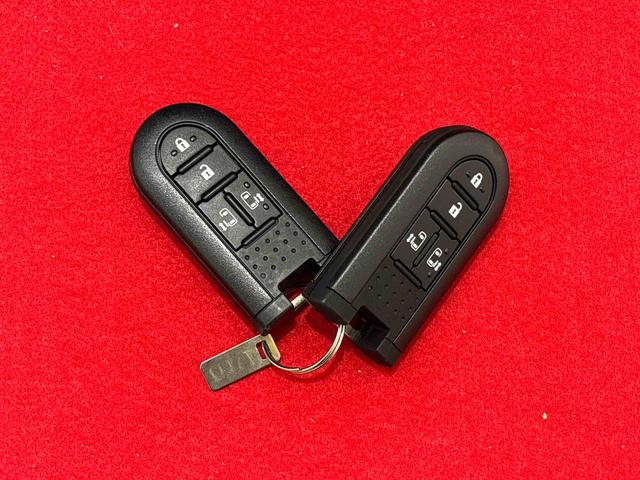 ムーヴキャンバスＧメイクアップＶＳ　ＳＡIII　ナビ　ドラレコ　ＥＴＣＬＥＤヘッドランプ・フォグランプ　置き楽ボックス　オートライト　プッシュボタンスタート　セキュリティアラーム　パノラマモニター対応カメラ　両側パワースライドドア（広島県）の中古車