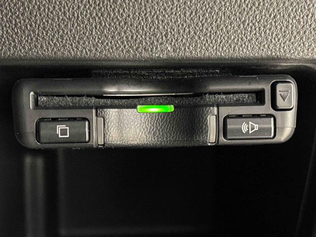 ウェイクＧターボリミテッドＳＡIII　ナビ　ドラレコ　ＥＴＣ車載器パノラマモニター対応カメラ　ＬＥＤヘッドランプ・フォグランプ　サイドエアバッグ　１５インチアルミホイール　オートライト　プッシュボタンスタート　セキュリティアラーム　ユーティリティフック（広島県）の中古車