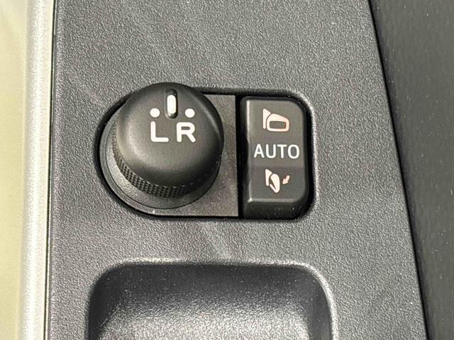 トールカスタムＧＬＥＤヘッドランプ・フォグランプ　　１４インチアルミホイール　オートライト　プッシュボタンスタート　クルーズコントロール　　コーナーセンサー　パワースライドドア　キーフリーシステム（広島県）の中古車