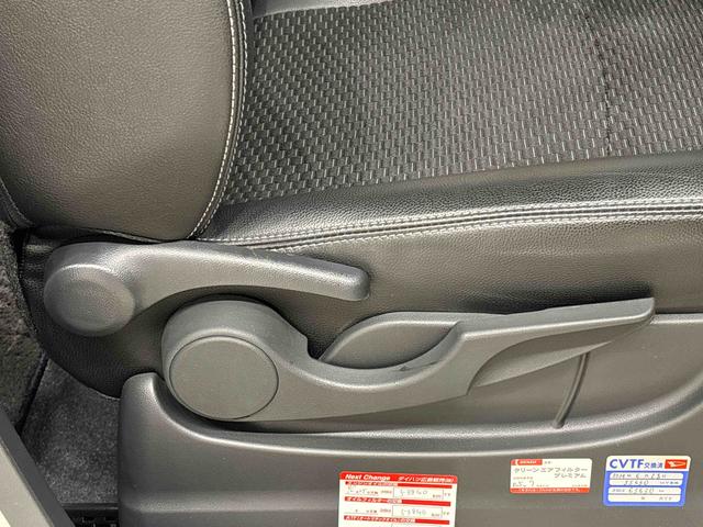 トールカスタムＧＬＥＤヘッドランプ・フォグランプ　　１４インチアルミホイール　オートライト　プッシュボタンスタート　クルーズコントロール　　コーナーセンサー　パワースライドドア　キーフリーシステム（広島県）の中古車