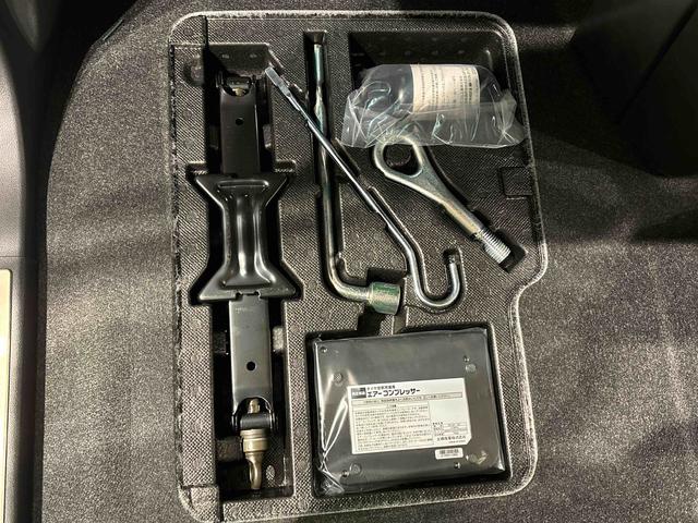 トールカスタムＧＬＥＤヘッドランプ・フォグランプ　　１４インチアルミホイール　オートライト　プッシュボタンスタート　クルーズコントロール　　コーナーセンサー　パワースライドドア　キーフリーシステム（広島県）の中古車