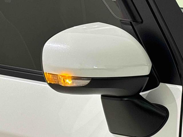 トールカスタムＧＬＥＤヘッドランプ・フォグランプ　　１４インチアルミホイール　オートライト　プッシュボタンスタート　クルーズコントロール　　コーナーセンサー　パワースライドドア　キーフリーシステム（広島県）の中古車