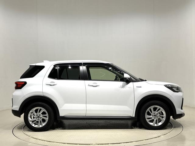 ロッキーＸ　ＨＥＶ　ナビ　バックモニター　ＥＴＣ　ドラレコ付きオートエアコン　電動パーキングブレーキ　サイドエアバック　ＬＥＤヘッドランプ　アクティブマルチインフォメーションメーター　アルミホイール　オートライト　プッシュボタンスタート　キーフリーシステム（広島県）の中古車