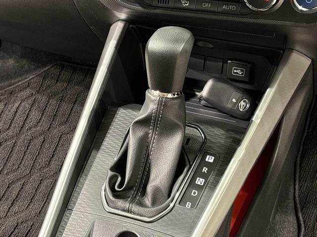 ロッキーＸ　ＨＥＶ　ナビ　バックモニター　ＥＴＣ　ドラレコ付きオートエアコン　電動パーキングブレーキ　サイドエアバック　ＬＥＤヘッドランプ　アクティブマルチインフォメーションメーター　アルミホイール　オートライト　プッシュボタンスタート　キーフリーシステム（広島県）の中古車