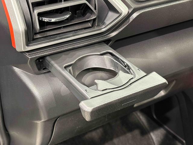 ロッキーＸ　ＨＥＶ　ナビ　バックモニター　ＥＴＣ　ドラレコ付きオートエアコン　電動パーキングブレーキ　サイドエアバック　ＬＥＤヘッドランプ　アクティブマルチインフォメーションメーター　アルミホイール　オートライト　プッシュボタンスタート　キーフリーシステム（広島県）の中古車