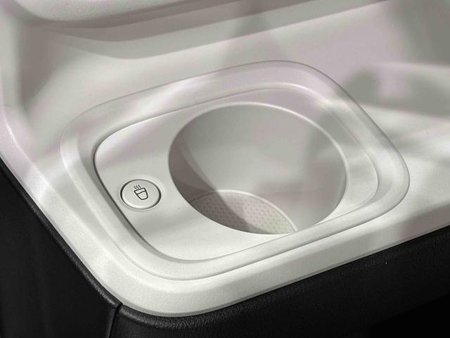 ムーヴキャンバスストライプスＧ　両側電動スライドドア　衝突回避支援システムＬＥＤオートライト・フォグランプ　電動パーキングブレーキ　プッシュボタンスタート　セキュリティアラーム　バックカメラ　両側パワースライドドアウエルカムオープン機能　オート電動格納式ドアミラー（広島県）の中古車