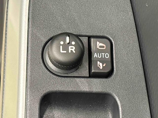 トールカスタムＧＬＥＤヘッドランプ・フォグランプ　　アルミホイール　オートライト　プッシュボタンスタート　クルーズコントロール　　コーナーセンサー　パワースライドドア　キーフリーシステム（広島県）の中古車