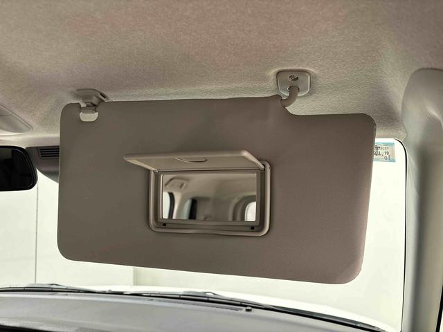 トールカスタムＧＬＥＤヘッドランプ・フォグランプ　　アルミホイール　オートライト　プッシュボタンスタート　クルーズコントロール　　コーナーセンサー　パワースライドドア　キーフリーシステム（広島県）の中古車