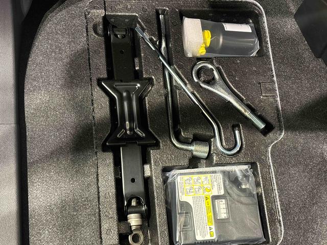 トールカスタムＧＬＥＤヘッドランプ・フォグランプ　　アルミホイール　オートライト　プッシュボタンスタート　クルーズコントロール　　コーナーセンサー　パワースライドドア　キーフリーシステム（広島県）の中古車