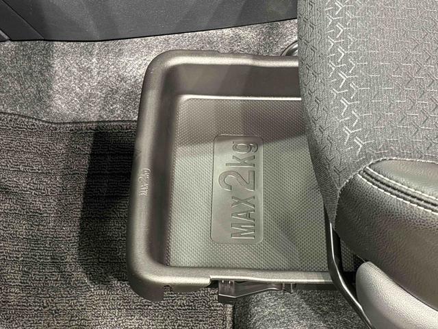 ロッキープレミアムG4WD LEDヘッドランプ・フォグランプ 全車速追従機能付アダプティブクルーズコントロール レーンキープコントロール アルミホイール シートヒーター(広島県)の中古車