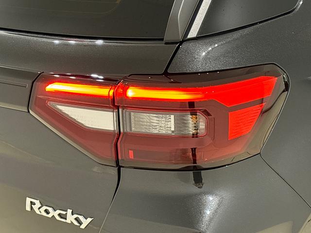 ロッキープレミアムG4WD LEDヘッドランプ・フォグランプ 全車速追従機能付アダプティブクルーズコントロール レーンキープコントロール アルミホイール シートヒーター(広島県)の中古車