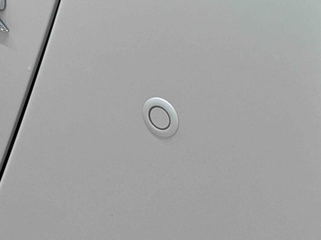 トールカスタムＧ　９インチディスプレイオーディオ　キーフリーバックモニター　電動パーキングブレーキ　後席両側パワースライドドア　オートライト　ＬＥＤヘッドライト・フォグランプ　純正アルミホイール　アイドリングストップ機能（広島県）の中古車