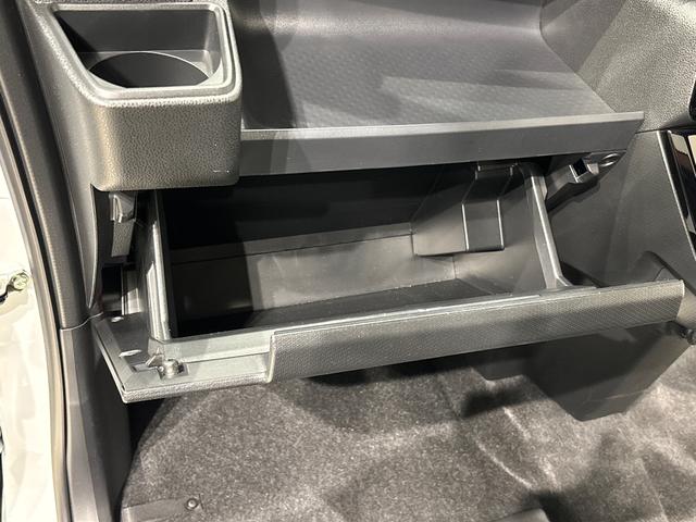 タントカスタムＲＳ　バックモニター対応　電動パーキングブレーキＬＥＤオートライト　パワースライドドアウェルカムオープン機能　オート電動格納式ドアミラー　助手席ロングスライド　助手席イージークローザー　アルミホイール　キーフリーシステム（広島県）の中古車