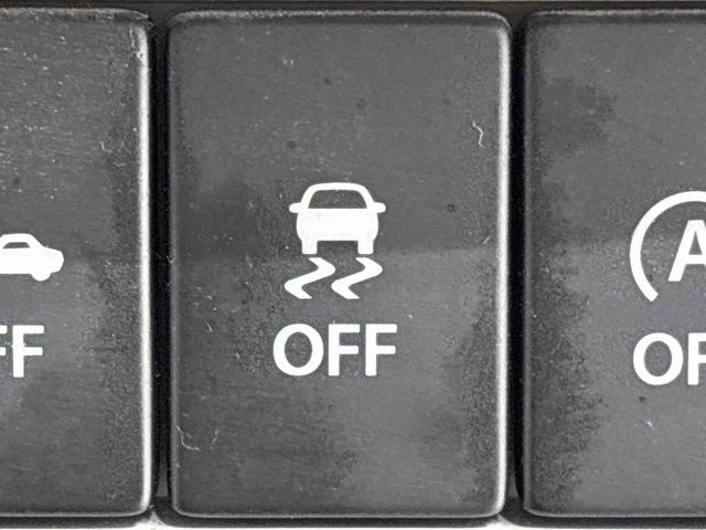 アルトラパンS オーディオ付きオーディオ・エンジンプッシュスタートボタン・マニュアルエアコン・シートヒーター・シートリフター・パワーウィンドウ・キーフリー・専用ホイールキャップ・多収納・ヘッドライト(広島県)の中古車