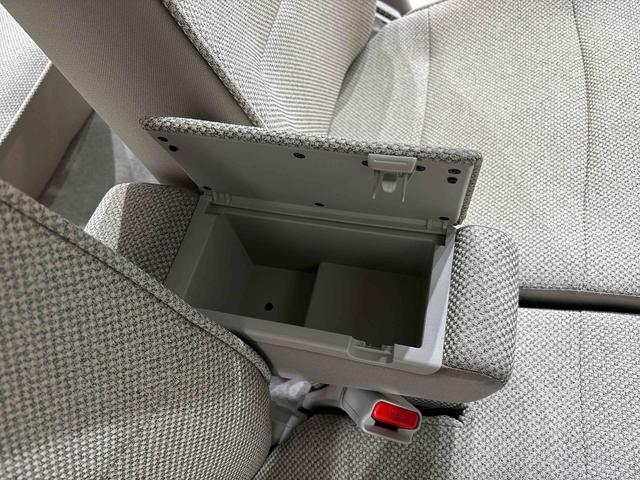 アルトラパンS オーディオ付きオーディオ・エンジンプッシュスタートボタン・マニュアルエアコン・シートヒーター・シートリフター・パワーウィンドウ・キーフリー・専用ホイールキャップ・多収納・ヘッドライト(広島県)の中古車