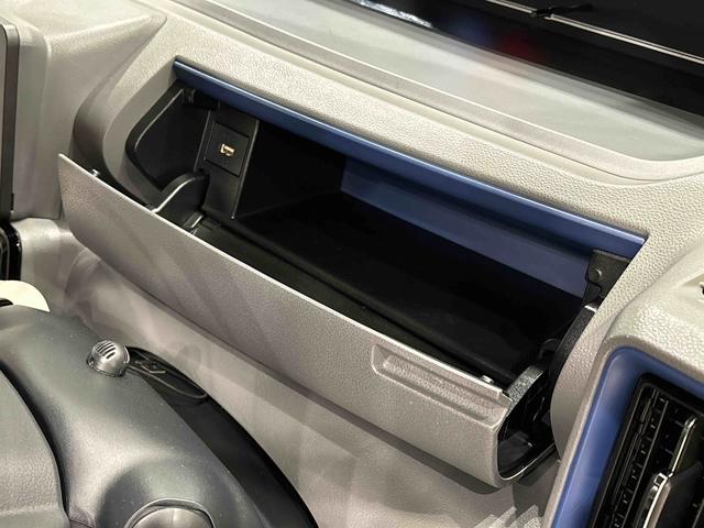 タントカスタムXセレクションナビ パノラマモニター LEDオートライト パワースライドドアウェルカムオープン機能 運転席ロングスライドシ−ト 助手席ロングスライド 助手席イージークローザー アルミホイール キーフリーシステム(広島県)の中古車