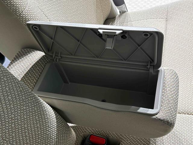 タントＸ　ＳＡ　純正ナビゲーション　オートライト　キーフリー両側スライド片側電動スライドドア　運転席シートリフター　チルトステアリング　格納式リヤドアサンシェード（広島県）の中古車