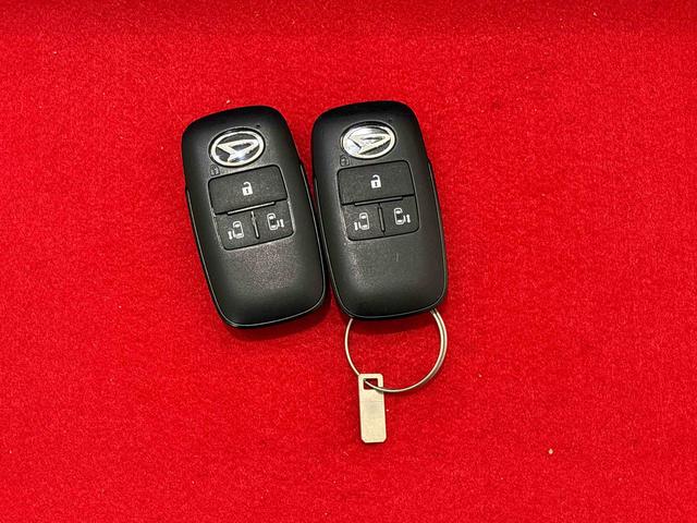 ムーヴキャンバスセオリーＧ　バックモニター対応　電動パーキングブレーキＬＥＤオートライト・フォグランプ　電動パーキングブレーキ　プッシュボタンスタート　セキュリティアラーム　バックカメラ　両側パワースライドドアウエルカムオープン機能　オート電動格納式ドアミラー（広島県）の中古車