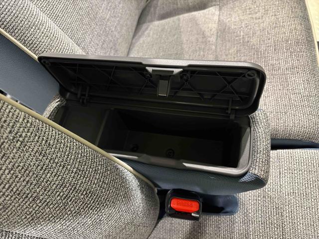 ムーヴキャンバスストライプスＧ　バックモニター対応　電動パーキングブレーキＬＥＤオートライト・フォグランプ　電動パーキングブレーキ　プッシュボタンスタート　セキュリティアラーム　バックカメラ　両側パワースライドドアウエルカムオープン機能　オート電動格納式ドアミラー（広島県）の中古車