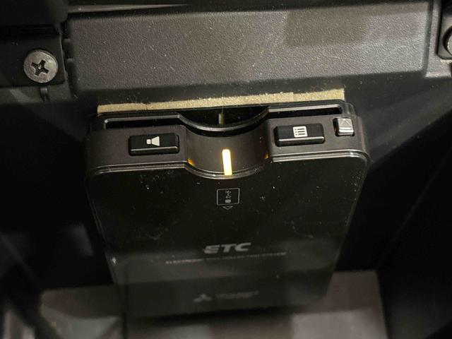 コペンエクスプレイナビ バックカメラ ドラレコ ETC 電動開閉式ルーフ LEDヘッドランプ フォグランプ 16インチタイヤ&アルミホイール プッシュボタンスタート セキュリティアラーム(広島県)の中古車