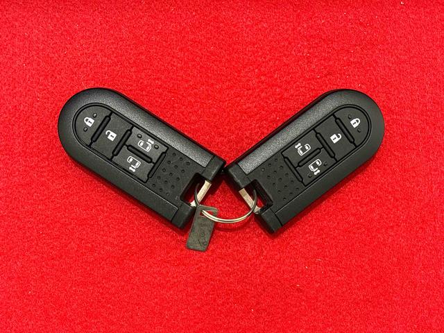 ムーヴキャンバスGメイクアップVS SAIII 8インチナビ ドラレコ付両側電動スライドドア オートライト LEDヘッドライト LEDフォグランプ プッシュボタンスタート オートエアコン 電子カードキー 運転席シートヒーター オーディオ操作用ステアリングスイッチ(広島県)の中古車