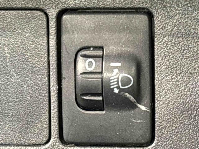 ハイゼットトラックスタンダード　ナビ・バックカメラ・ハロゲンヘッドランプ　トップシェイドガラス　運転席バニティミラー　ＡＭ・ＦＭラジオ　マニュアルエアコン　ガードフレーム　スペアタイヤ（広島県）の中古車