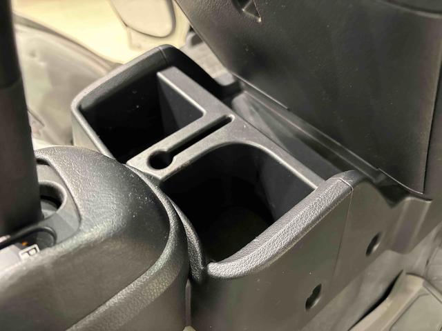 ハイゼットトラックスタンダード　ナビ・バックカメラ・ハロゲンヘッドランプ　トップシェイドガラス　運転席バニティミラー　ＡＭ・ＦＭラジオ　マニュアルエアコン　ガードフレーム　スペアタイヤ（広島県）の中古車