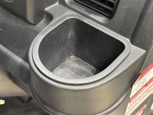 ハイゼットトラックスタンダード　ナビ・バックカメラ・ハロゲンヘッドランプ　トップシェイドガラス　運転席バニティミラー　ＡＭ・ＦＭラジオ　マニュアルエアコン　ガードフレーム　スペアタイヤ（広島県）の中古車