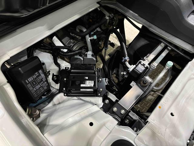 ハイゼットトラックスタンダード　ナビ・バックカメラ・ハロゲンヘッドランプ　トップシェイドガラス　運転席バニティミラー　ＡＭ・ＦＭラジオ　マニュアルエアコン　ガードフレーム　スペアタイヤ（広島県）の中古車