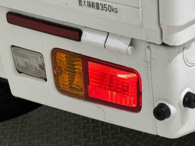 ハイゼットトラックスタンダード　ナビ・バックカメラ・ハロゲンヘッドランプ　トップシェイドガラス　運転席バニティミラー　ＡＭ・ＦＭラジオ　マニュアルエアコン　ガードフレーム　スペアタイヤ（広島県）の中古車