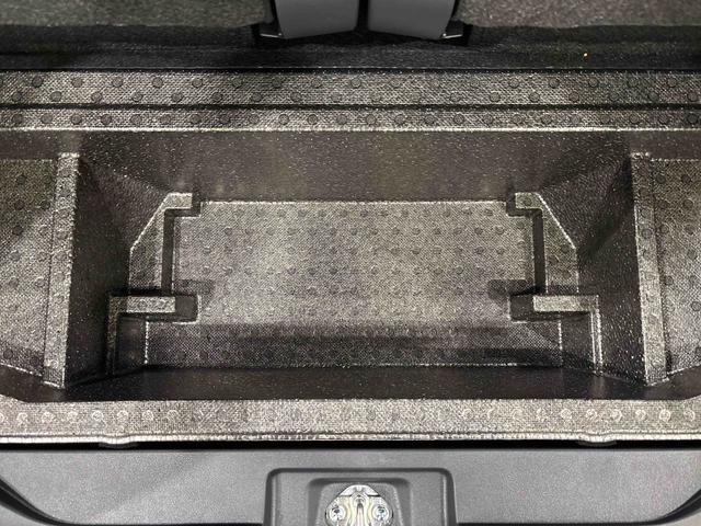 タントカスタムＲＳＬＥＤオートライト　パワースライドドアウェルカムオープン機能　電動パーキングブレーキ　運転席助手席シートヒーター　アルミホイール　キーフリーシステム　　オート電動格納式ドアミラー（広島県）の中古車