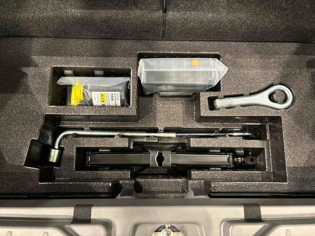 タフトＧ　ダーククロムベンチャー　バックモニター対応カメラスカイフィールトップ　クロムパック　インテリアアクセント　ＬＥＤオートライト＆フォグランプ　電動パーキングブレーキ　バックカメラ　アルミホイール（広島県）の中古車