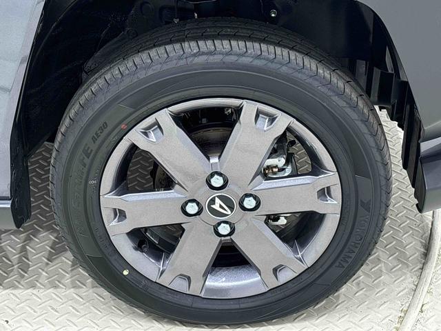 タフトＧ　ダーククロムベンチャー　バックモニター対応カメラスカイフィールトップ　クロムパック　インテリアアクセント　ＬＥＤオートライト＆フォグランプ　電動パーキングブレーキ　バックカメラ　アルミホイール（広島県）の中古車