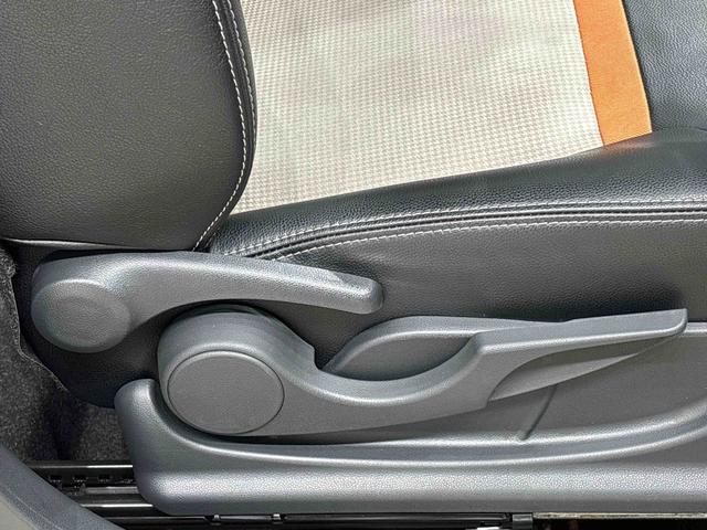 パッソモーダ チャーム ナビ ETC ドライブレコーダーパノラマモニター対応バックカメラ オートハイビーム付きLEDオートライト LEDフォグランプ キーフリーシステム プッシュボタンスタート ステアリングスイッチ オートエアコン 運転席シートヒーター(広島県)の中古車