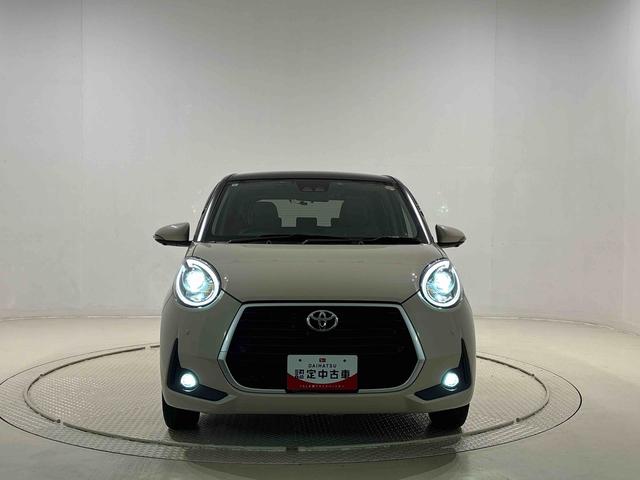 パッソモーダ チャーム ナビ ETC ドライブレコーダーパノラマモニター対応バックカメラ オートハイビーム付きLEDオートライト LEDフォグランプ キーフリーシステム プッシュボタンスタート ステアリングスイッチ オートエアコン 運転席シートヒーター(広島県)の中古車