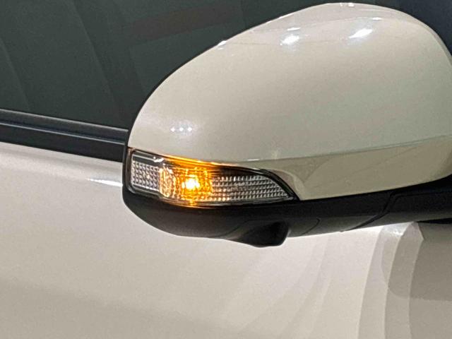 パッソモーダ チャーム ナビ ETC ドライブレコーダーパノラマモニター対応バックカメラ オートハイビーム付きLEDオートライト LEDフォグランプ キーフリーシステム プッシュボタンスタート ステアリングスイッチ オートエアコン 運転席シートヒーター(広島県)の中古車