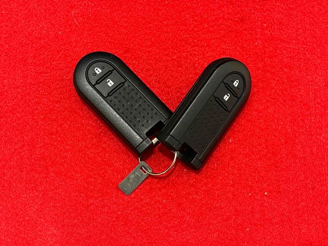 パッソモーダ チャーム ナビ ETC ドライブレコーダーパノラマモニター対応バックカメラ オートハイビーム付きLEDオートライト LEDフォグランプ キーフリーシステム プッシュボタンスタート ステアリングスイッチ オートエアコン 運転席シートヒーター(広島県)の中古車