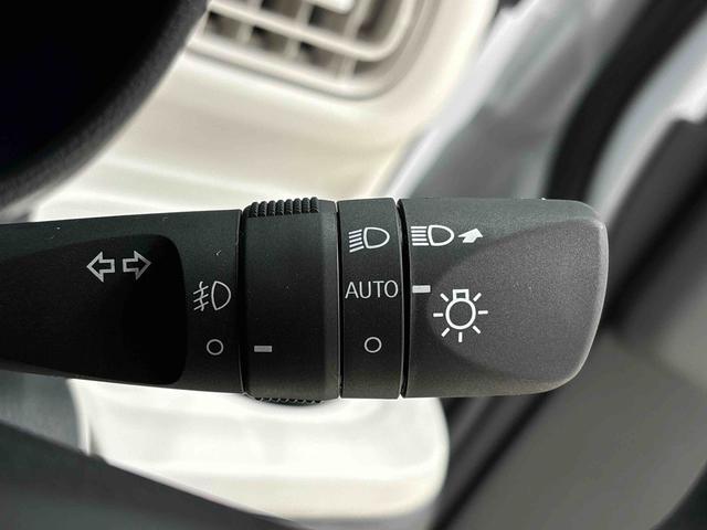 ムーヴキャンバスストライプスＧＬＥＤオートライト・フォグランプ　電動パーキングブレーキ　プッシュボタンスタート　セキュリティアラーム　バックカメラ　両側パワースライドドアウエルカムオープン機能　オート電動格納式ドアミラー（広島県）の中古車