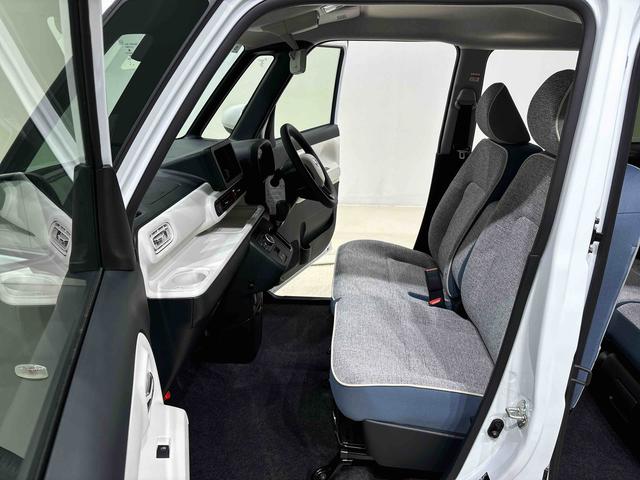 ムーヴキャンバスストライプスＧＬＥＤオートライト・フォグランプ　電動パーキングブレーキ　プッシュボタンスタート　セキュリティアラーム　バックカメラ　両側パワースライドドアウエルカムオープン機能　オート電動格納式ドアミラー（広島県）の中古車