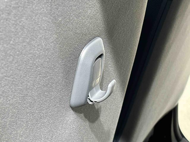 ムーヴキャンバスストライプスＧＬＥＤオートライト・フォグランプ　電動パーキングブレーキ　プッシュボタンスタート　セキュリティアラーム　バックカメラ　両側パワースライドドアウエルカムオープン機能　オート電動格納式ドアミラー（広島県）の中古車