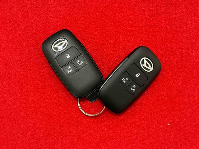 ムーヴキャンバスストライプスＧＬＥＤオートライト・フォグランプ　電動パーキングブレーキ　プッシュボタンスタート　セキュリティアラーム　バックカメラ　両側パワースライドドアウエルカムオープン機能　オート電動格納式ドアミラー（広島県）の中古車