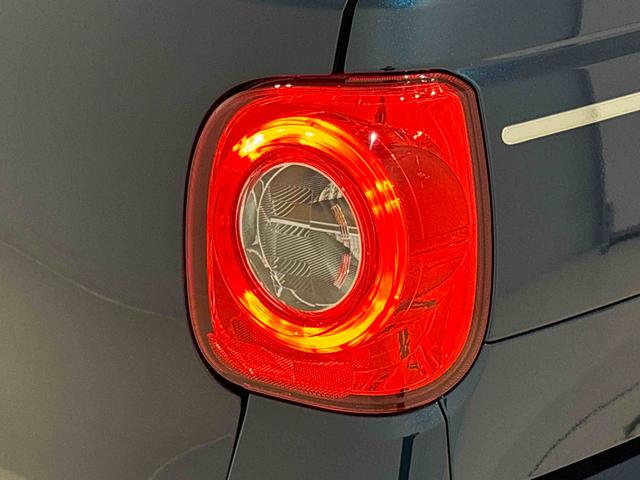 ムーヴキャンバスセオリーＧターボ　シートヒーター　バックモニター対応カメラＬＥＤオートライト・フォグランプ　電動パーキングブレーキ　プッシュボタンスタート　セキュリティアラーム　バックカメラ　両側パワースライドドアウエルカムオープン機能　オート電動格納式ドアミラー（広島県）の中古車