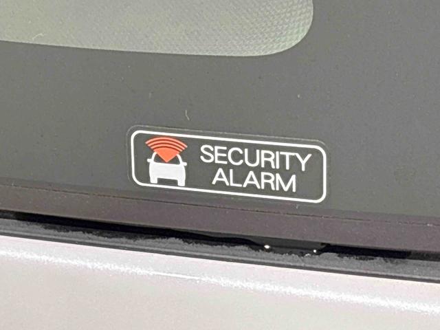 ムーヴキャンバスストライプスＧターボ　２トーンカラー　バックカメラ付ＬＥＤオートライト・フォグランプ　電動パーキングブレーキ　プッシュボタンスタート　セキュリティアラーム　バックカメラ　両側パワースライドドアウエルカムオープン機能　オート電動格納式ドアミラー（広島県）の中古車