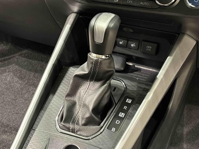 ロッキープレミアムＧ　ＨＥＶＬＥＤヘッドランプ・フォグランプ　全車速追従機能付アダプティブクルーズコントロール　レーンキープコントロール　アルミホイール　シートヒーター　プッシュボタンスタート（広島県）の中古車