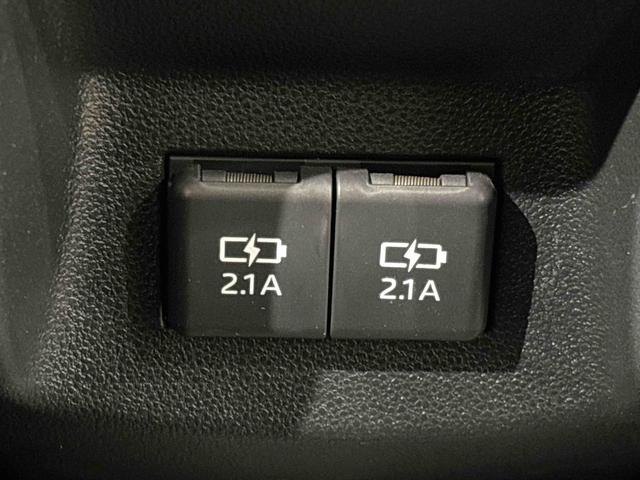 ロッキープレミアムＧ　ＨＥＶＬＥＤヘッドランプ・フォグランプ　全車速追従機能付アダプティブクルーズコントロール　レーンキープコントロール　アルミホイール　シートヒーター　プッシュボタンスタート（広島県）の中古車