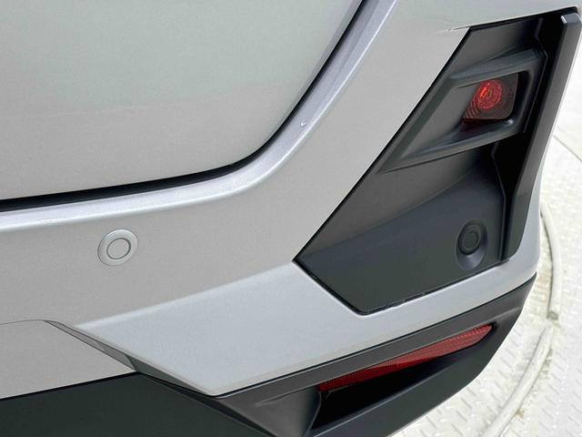 ロッキープレミアムＧ　ＨＥＶＬＥＤヘッドランプ・フォグランプ　全車速追従機能付アダプティブクルーズコントロール　レーンキープコントロール　アルミホイール　シートヒーター　プッシュボタンスタート（広島県）の中古車