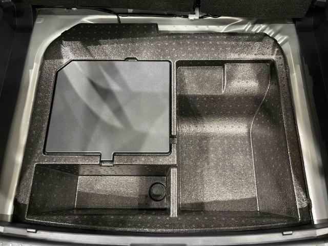 ロッキープレミアムＧ　ＨＥＶＬＥＤヘッドランプ・フォグランプ　全車速追従機能付アダプティブクルーズコントロール　レーンキープコントロール　アルミホイール　シートヒーター　プッシュボタンスタート（広島県）の中古車