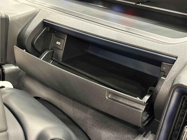 タントカスタムRS 両側電動スライドドア 全周囲カメラ ターボ車LEDヘッドライト LEDフォグランプ オートライト オートハイビーム オーディオ操作用ステアリングスイッチ SRSサイドエアバッグ 15インチアルミホイール 前席シートヒーター オーディオレス(広島県)の中古車